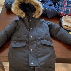 Black Down winter jacket, size 5, unisex